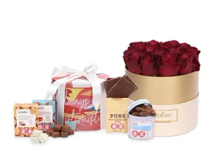 סידור ורדים בקופסא ומארז שוקולד 190 גרם