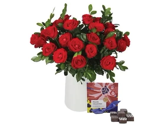 זר ורדים באהבה ופרליני שוקולד ZER4U